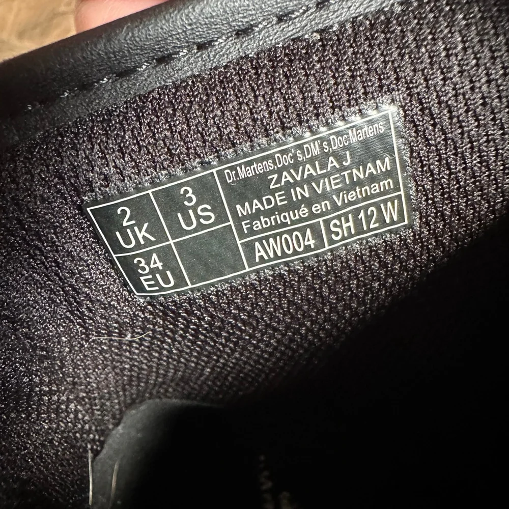 Dr. Martens 1460 Black Smooth Leather Lace Up Boots US 3 - Picture 14 of 16